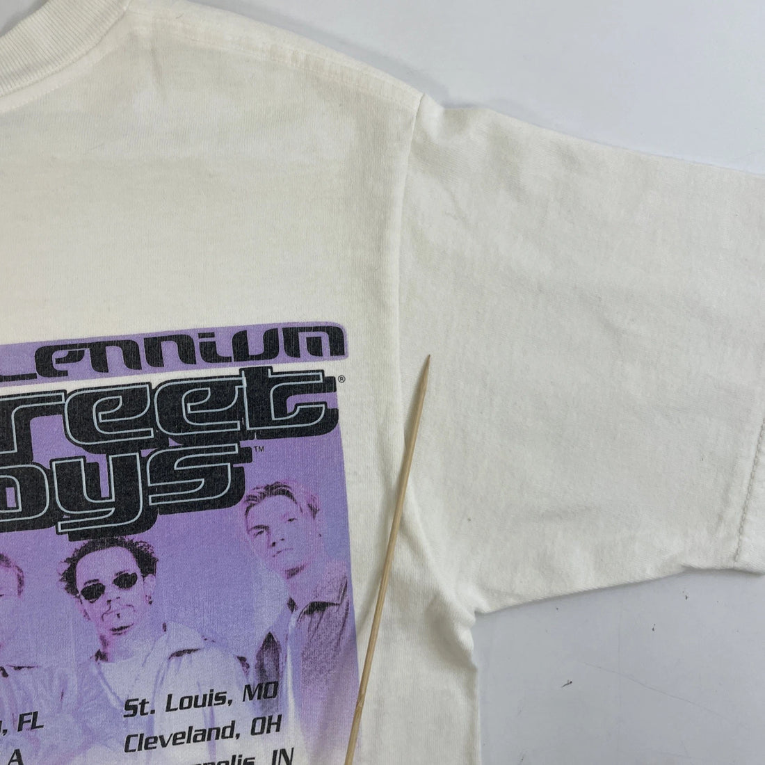 Vintage Backstreet Boys Into The Millennium T-Shirt Size Small Band Tee