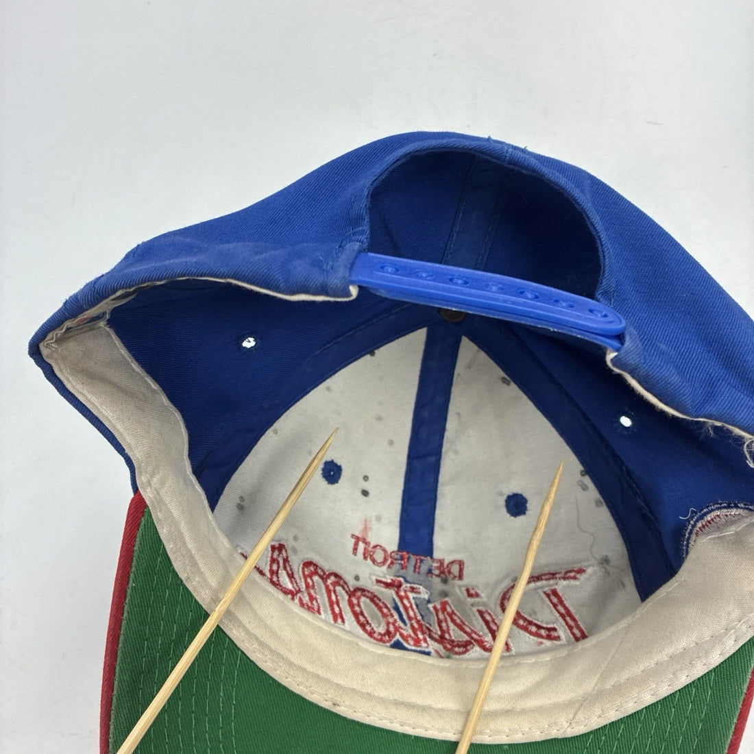 Vintage Detroit Pistons Script Sports Specialties Twill Snapback Hat OSFA NBA