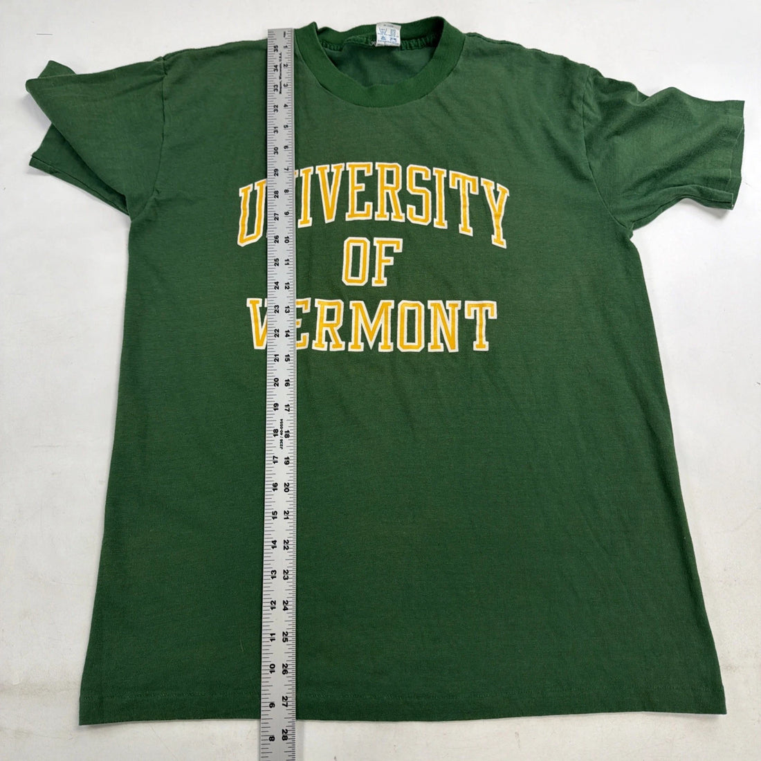 Vintage University of Vermont T-Shirt Size Medium Green 80s