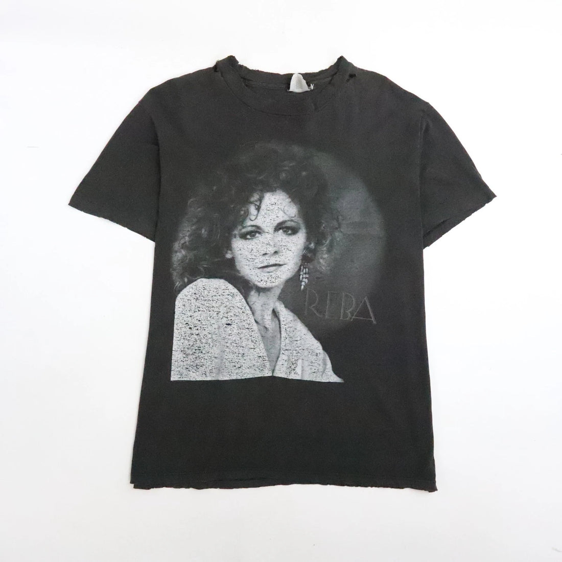Vintage Reba Tour 1990 T-Shirt Size Large Distressed
