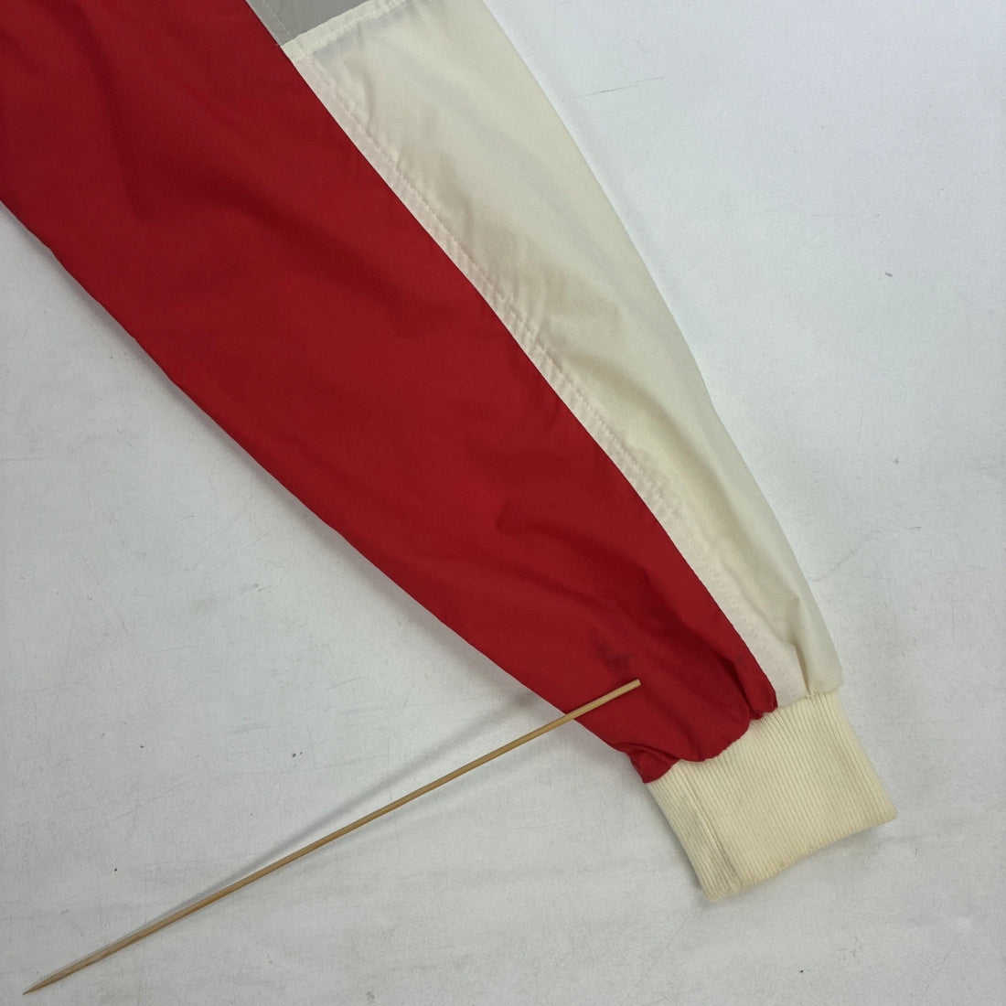 Vintage Adventure Gear Windbreaker Light Jacket Size Large Red White