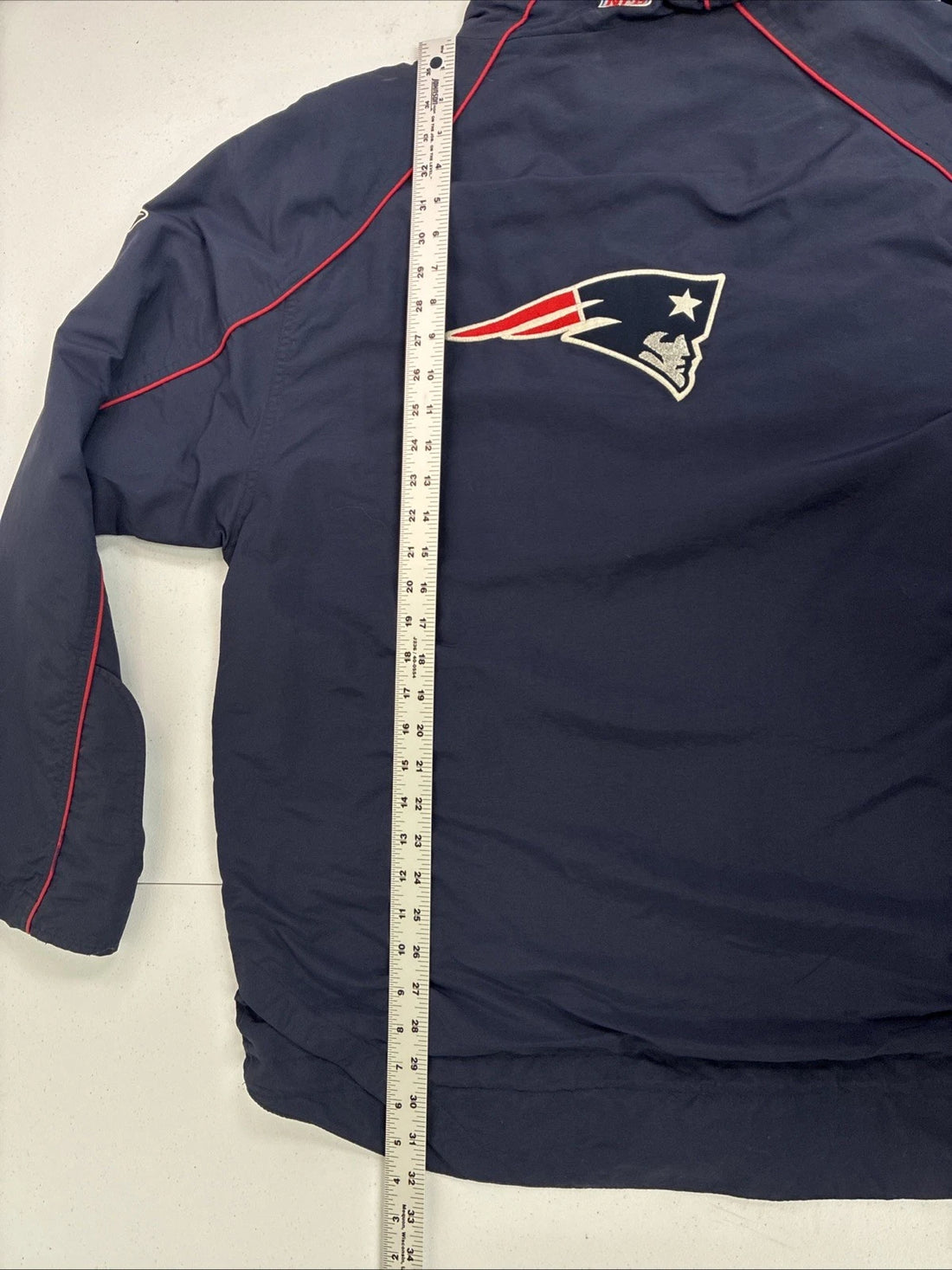 New England Patriots Reebok Windbreaker Light Jacket Size Large NFL