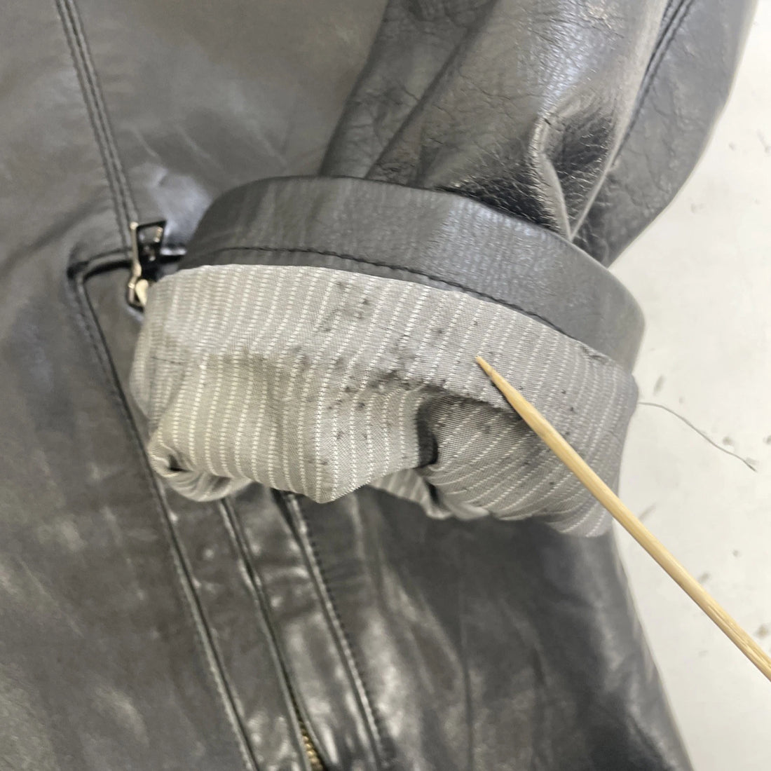 Danier Leather Coat Jacket Size Medium Black