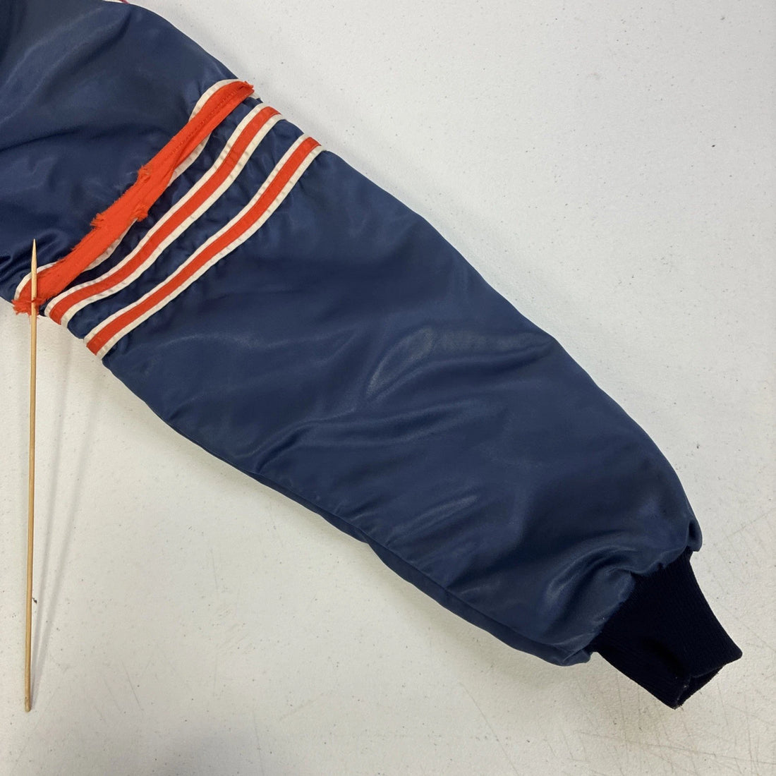 Vintage Chicago Bears Starter Satin Bomber Jacket Size 2XL NFL