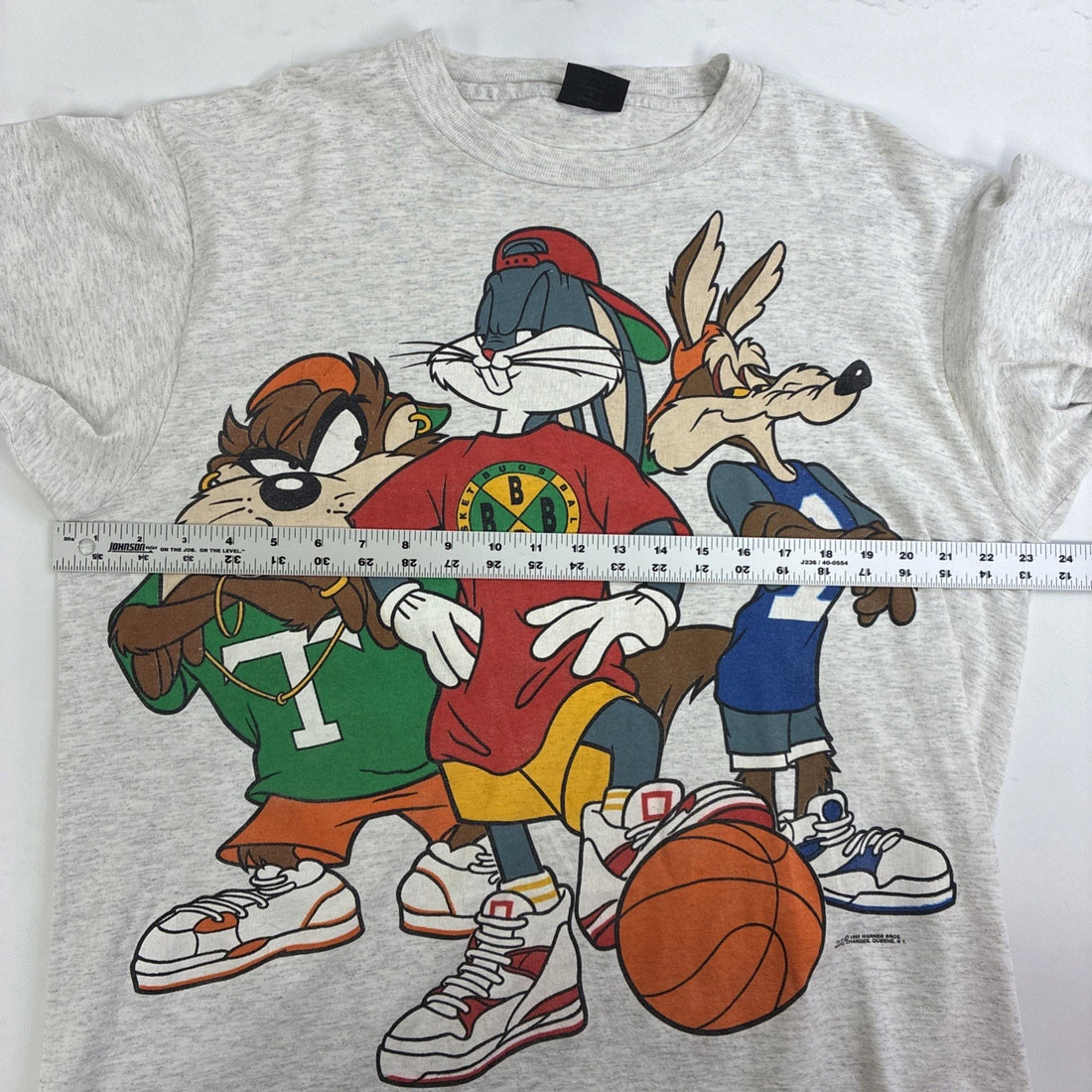 Vintage Looney Tunes Basketball T-Shirt Size XL 90s