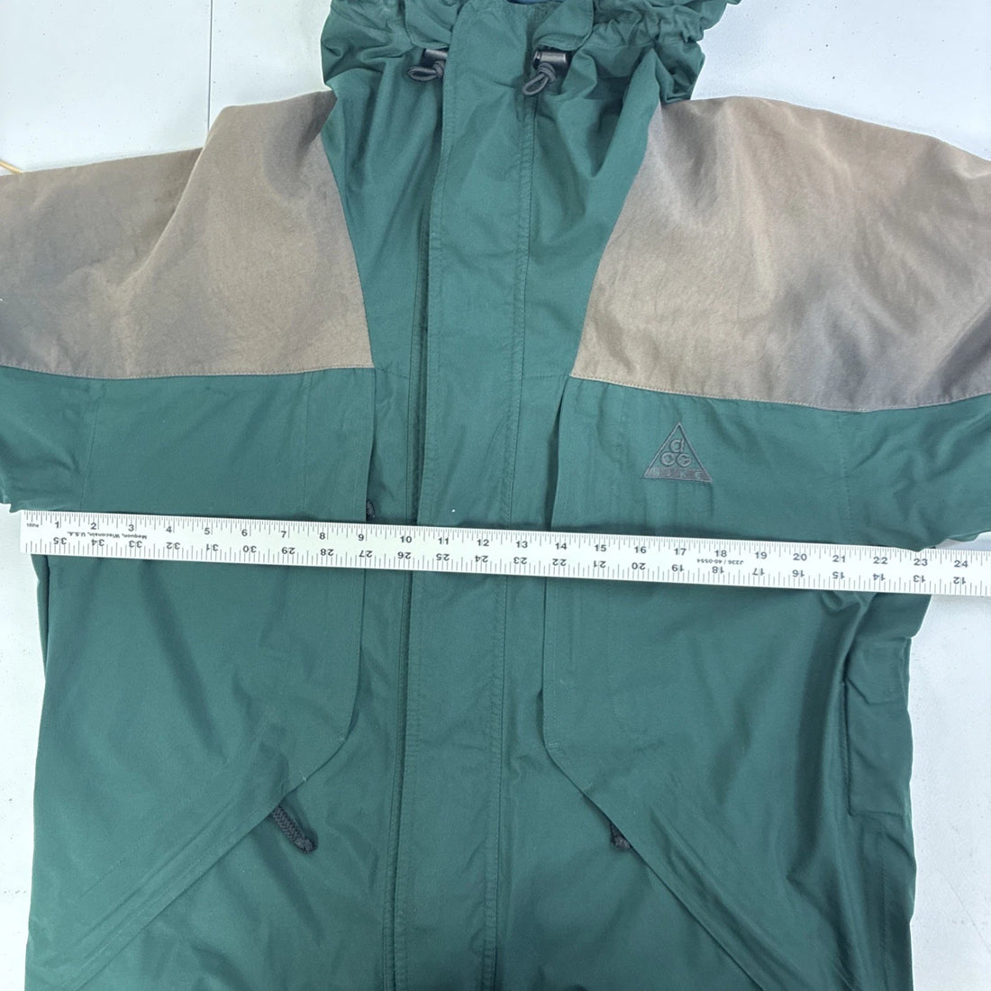 Vintage Nike ACG Light Mountain Jacket Size Medium Green