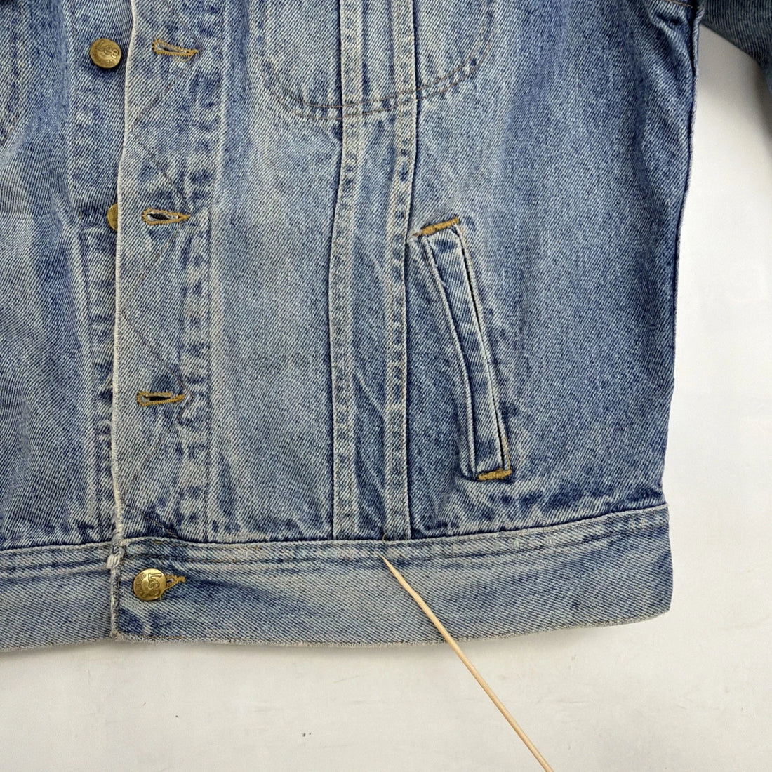 Vintage Lee Denim Trucker Jacket Size Large PATD-153438
