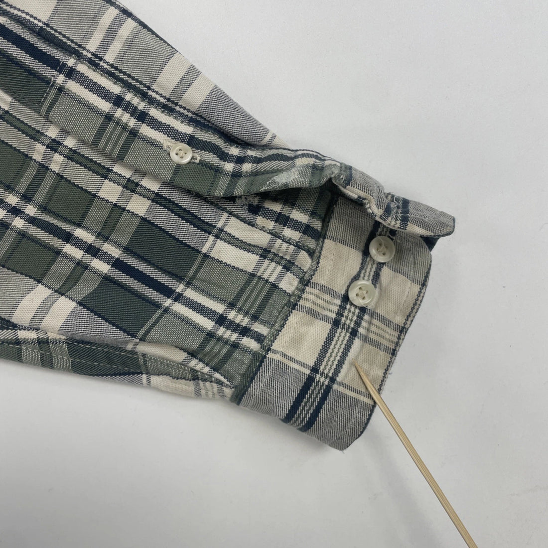Eddie Bauer Button Up Shirt Size Medium Plaid