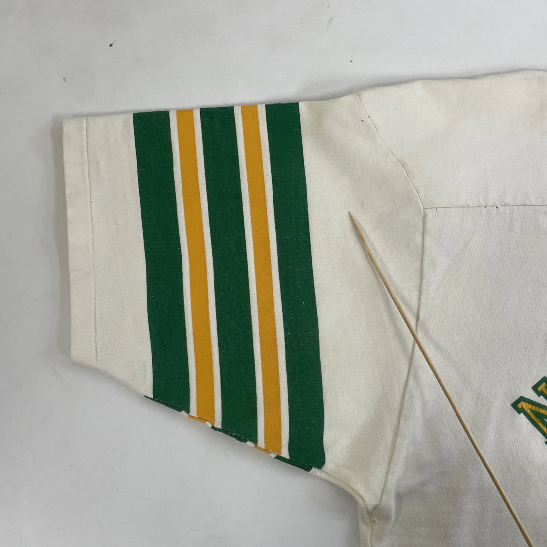 Vintage Notre Dame Fighting Irish T-Shirt Size Medium 80s NCAA