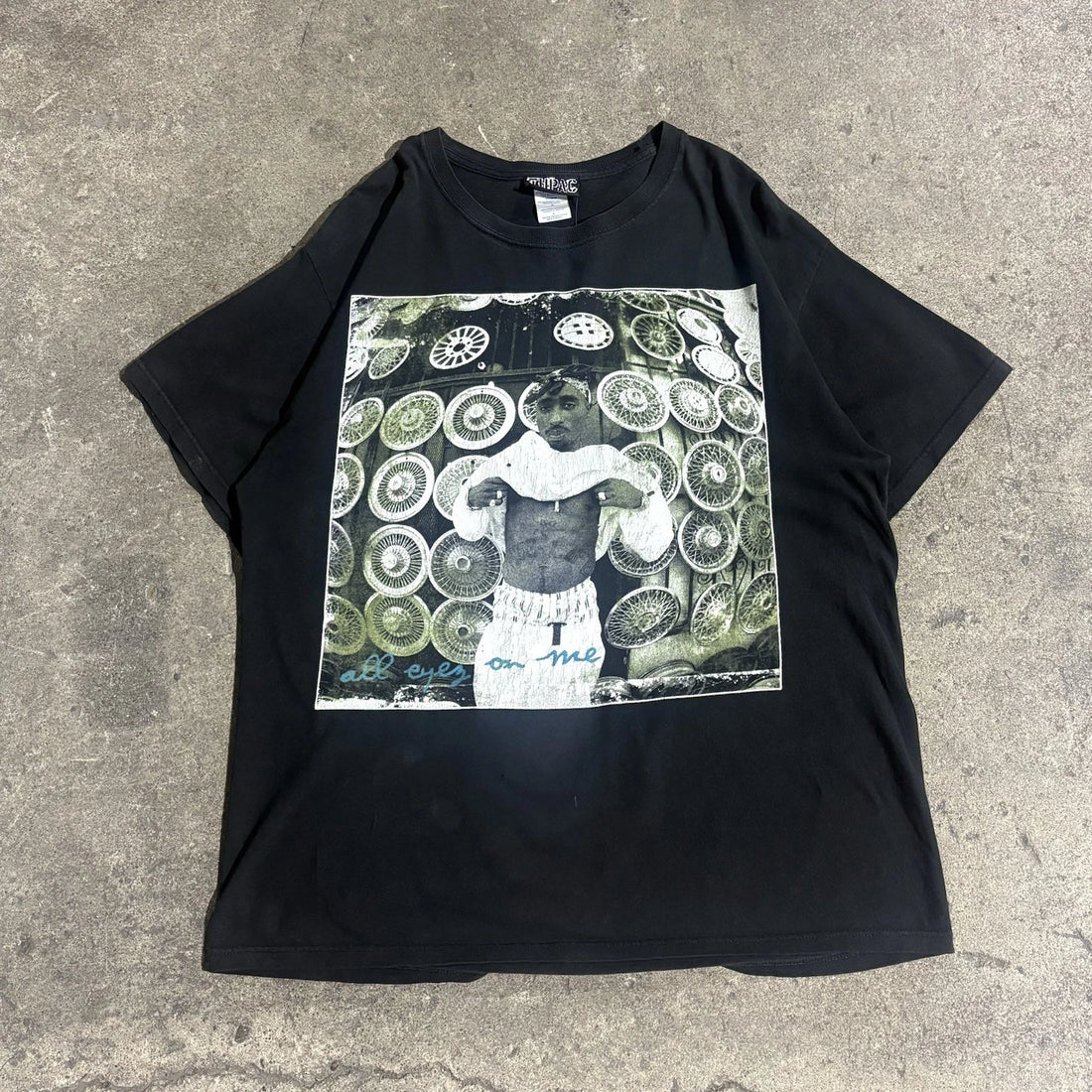Vintage Tupac All Eyez On Me T-Shirt Size Large Rap Hip Hop 2Pac