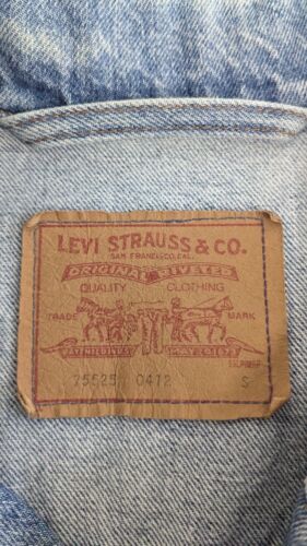 Levis jean jacket sizing online