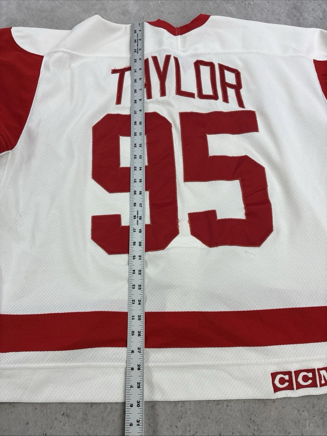 Vintage Detroit Red Wings Stanley Cup Patch Authentic Jersey Size 56 NHL