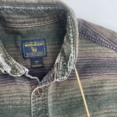 Vintage Woolrich Button Up Shirt Size Large