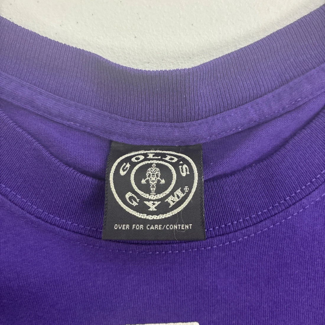 Vintage Gold's Gym T-Shirt Size XL Purple