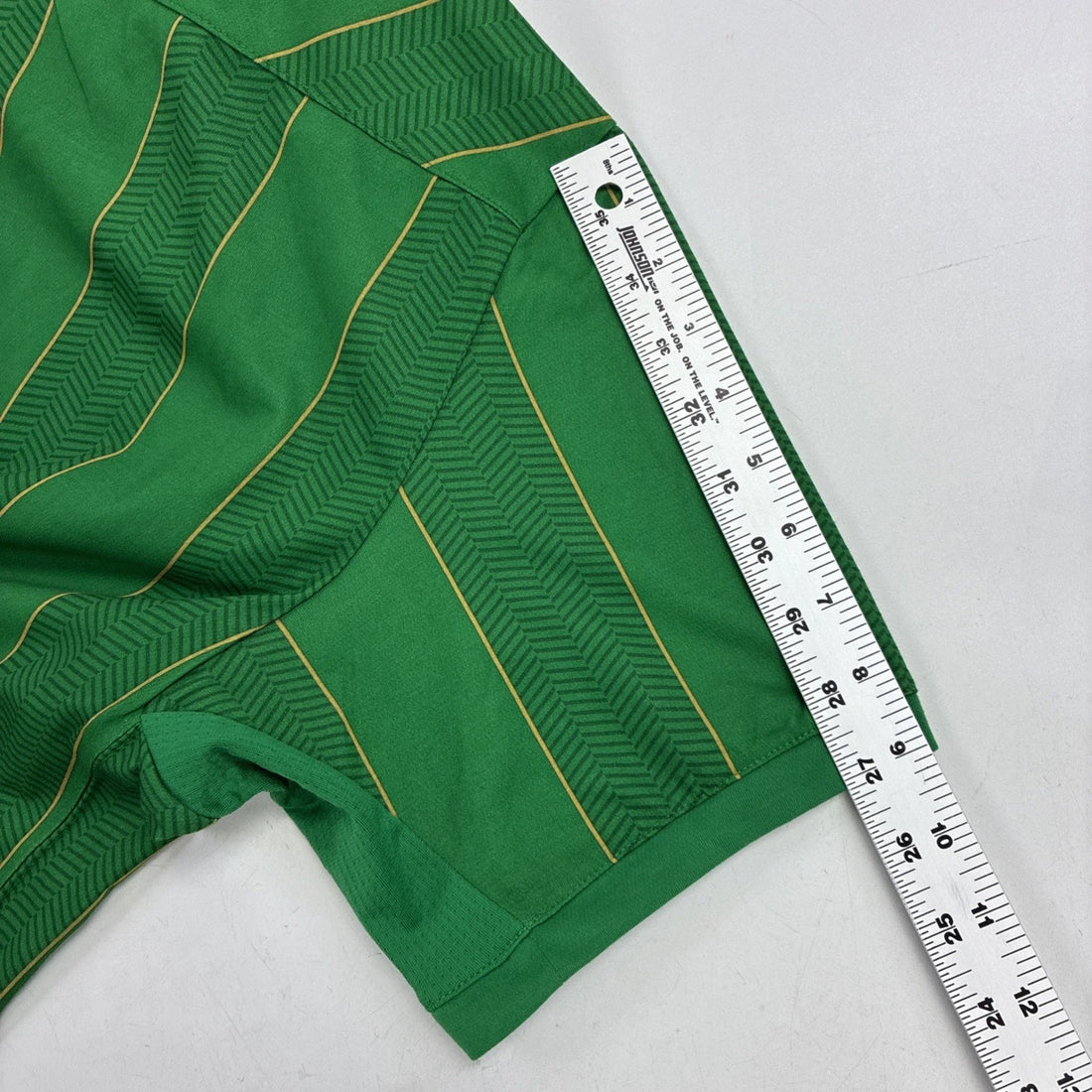 Ireland Umbro Soccer Football Jersey Size 44 FIFA