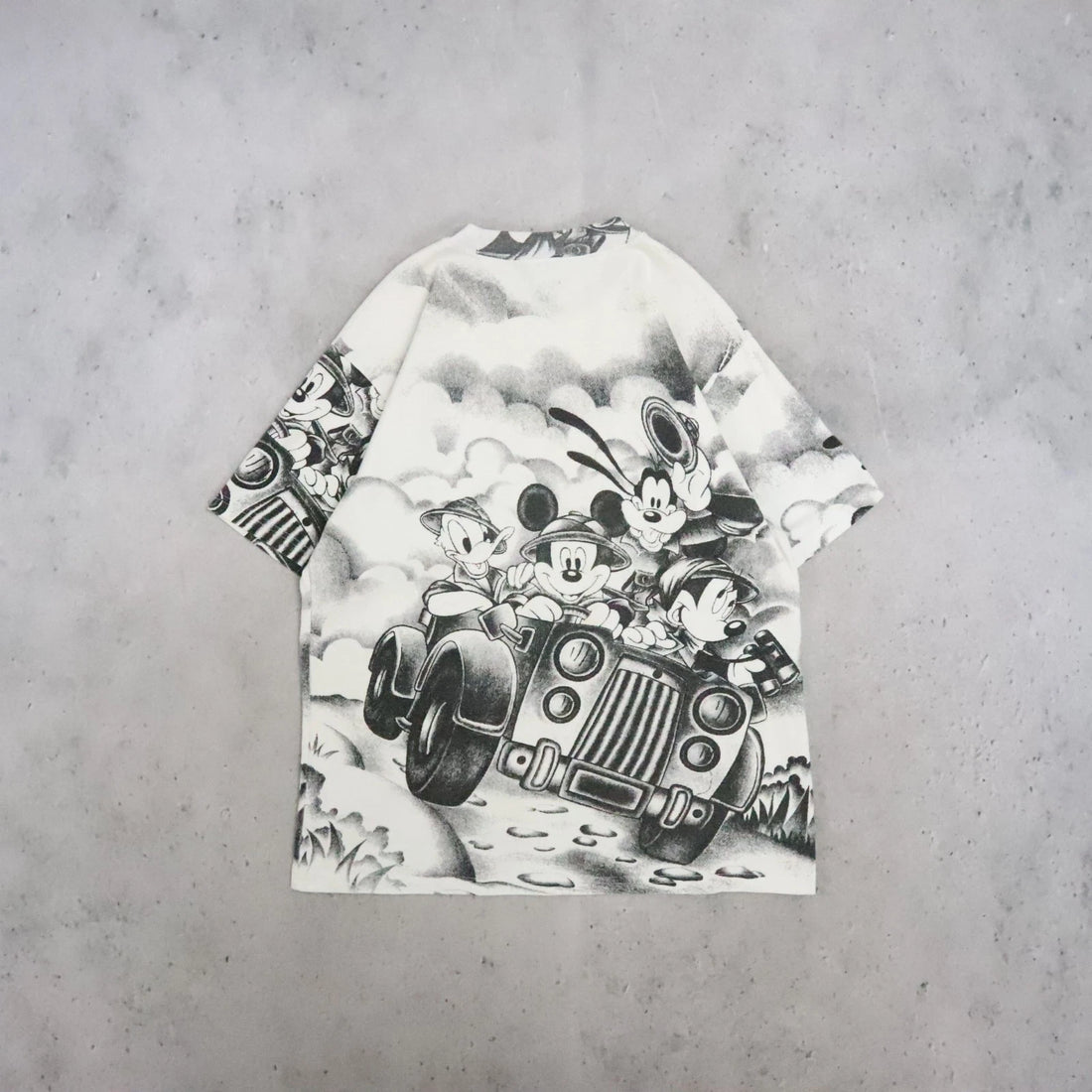Vintage Mickey Mouse Disney T-Shirt Size Medium 90s