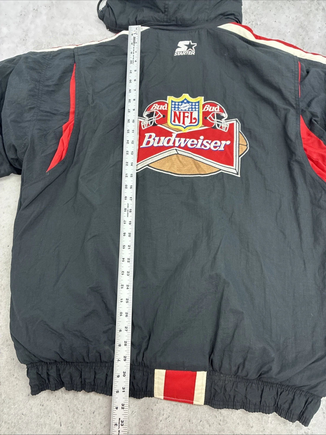 Vintage NFL Budweiser Starter Puffer Jacket Size XL