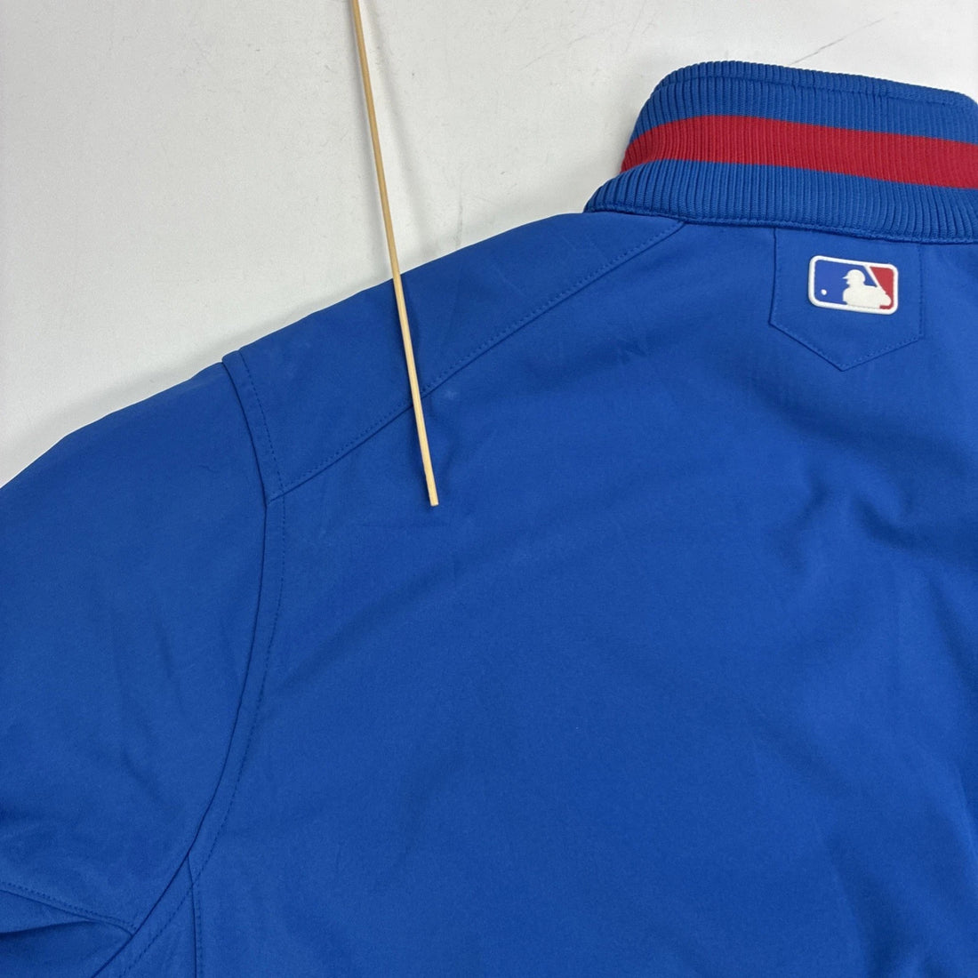 Chicago Cubs Majestic Dug Out Bomber Jacket Size Large MLB