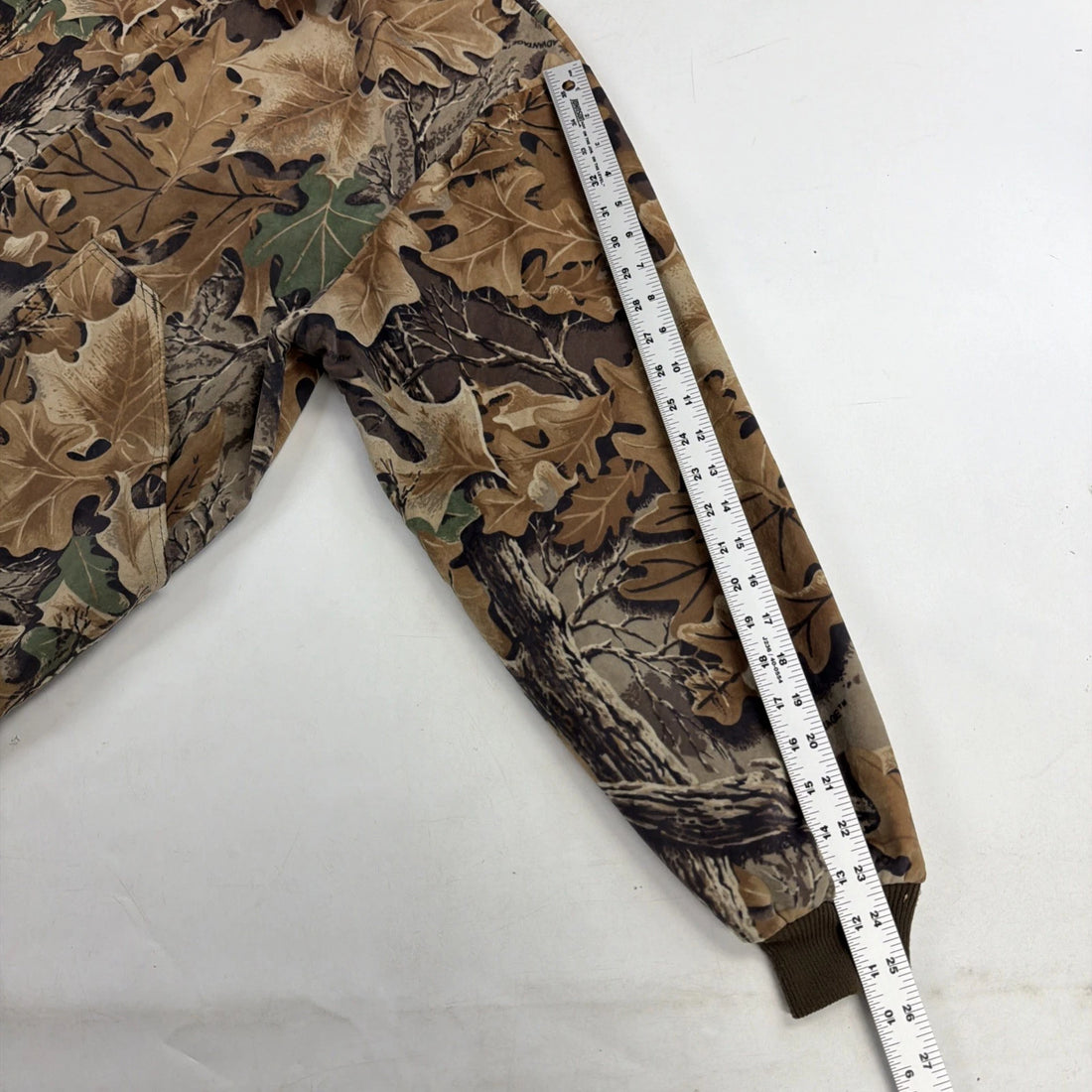 Vintage Pella Advantage Camo Bomber Jacket Size XL