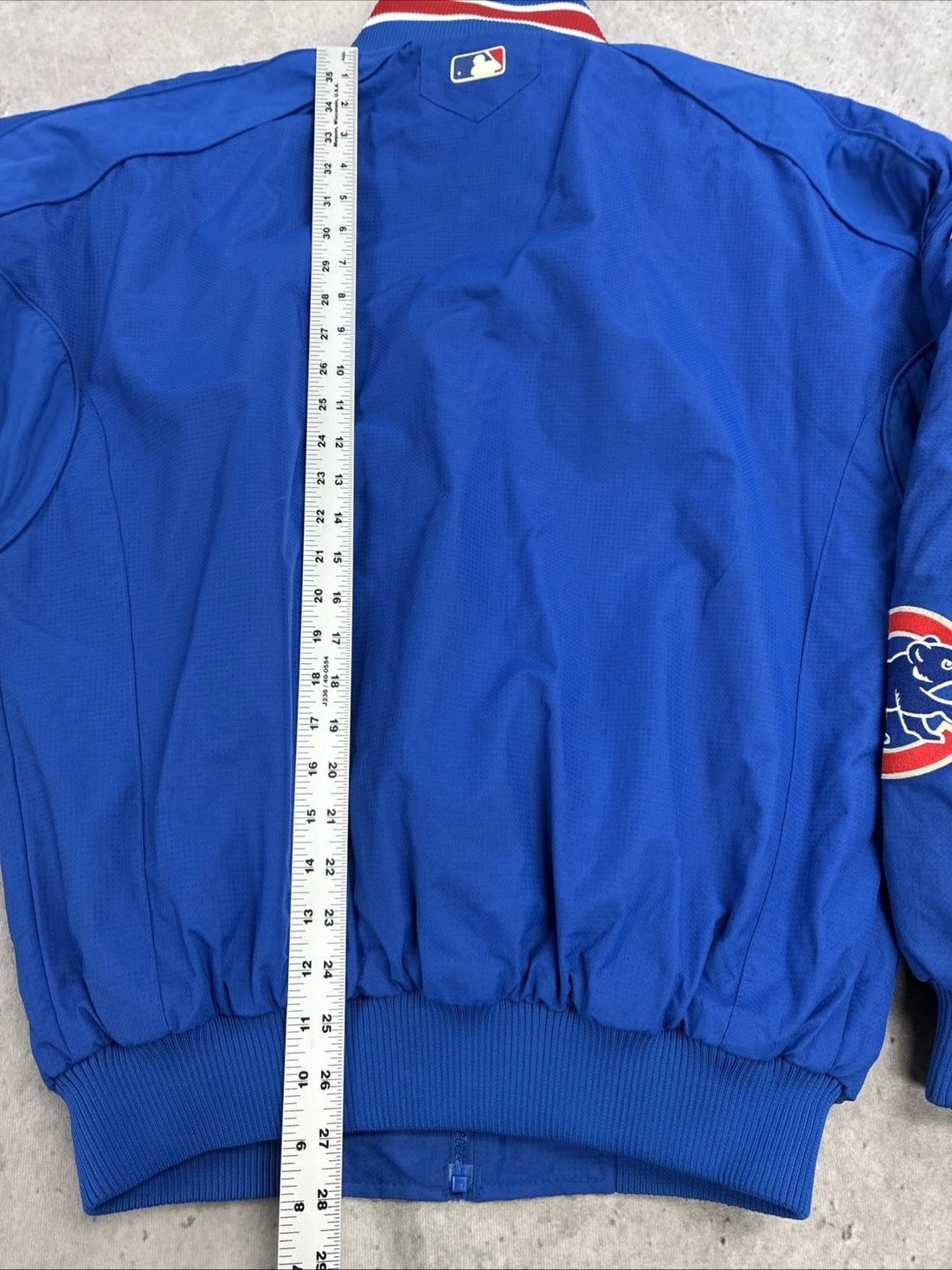 Chicago Cubs Majestic Dugout Bomber Jacket Size Medium MLB