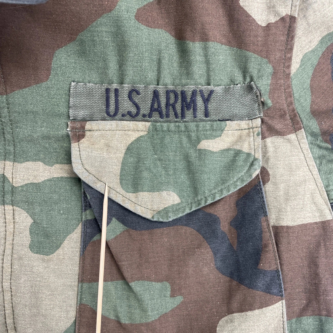 U.S. Army Military Cold Weather Camo Field Coat Jacket Size Medium Short