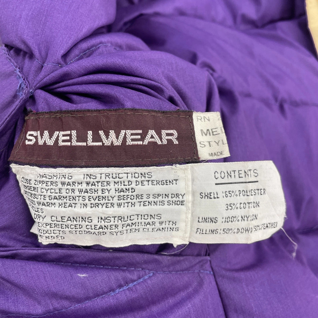 Vintage Swellwear Puffer Vest Jacket Size Medium Reversible Insulated