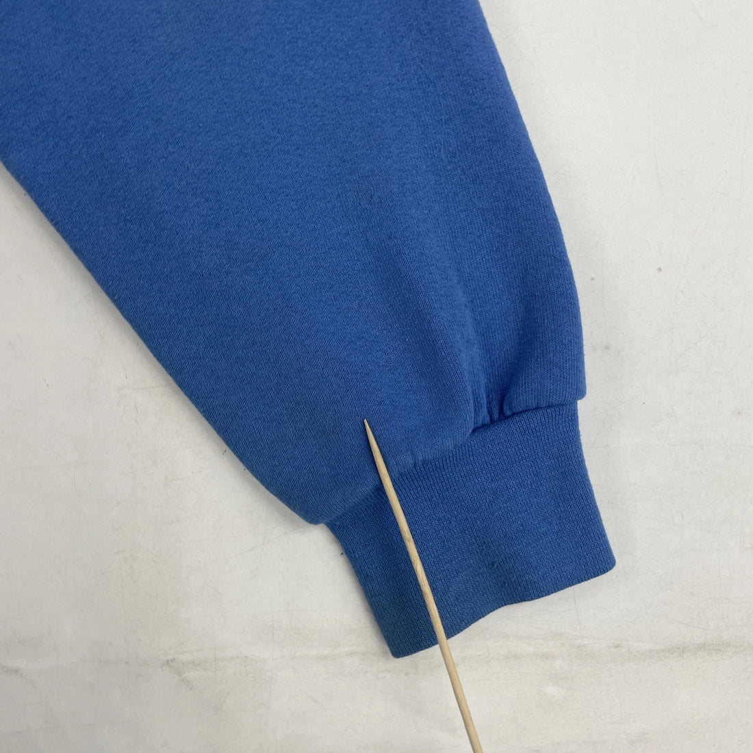 North Carolina Tar Heels Russell Athletic Sweatshirt Hoodie Size Medium NCAA