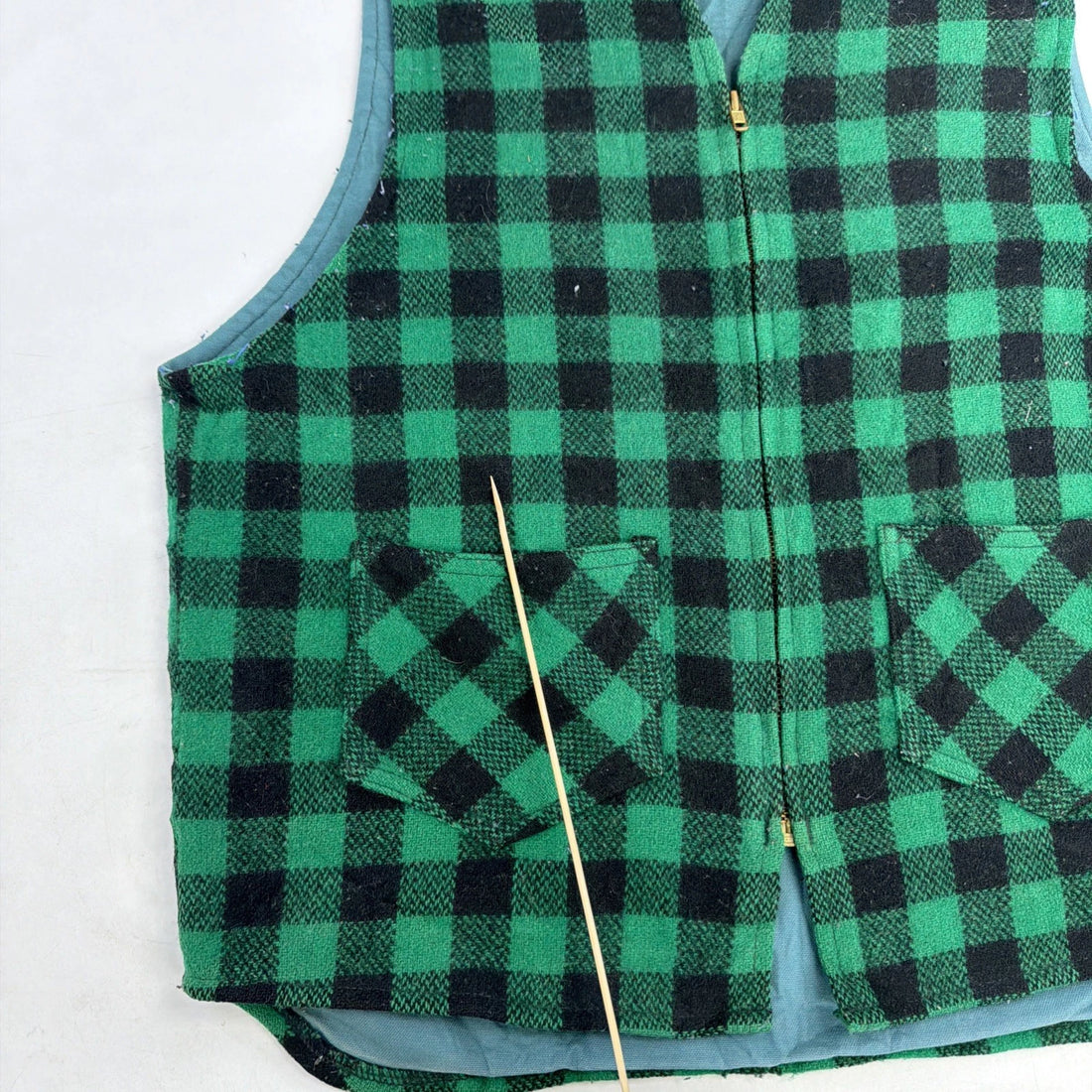 Vintage Johnson Woolen Mills Wool Vest Jacket Size Large Green Buffalo Plaid