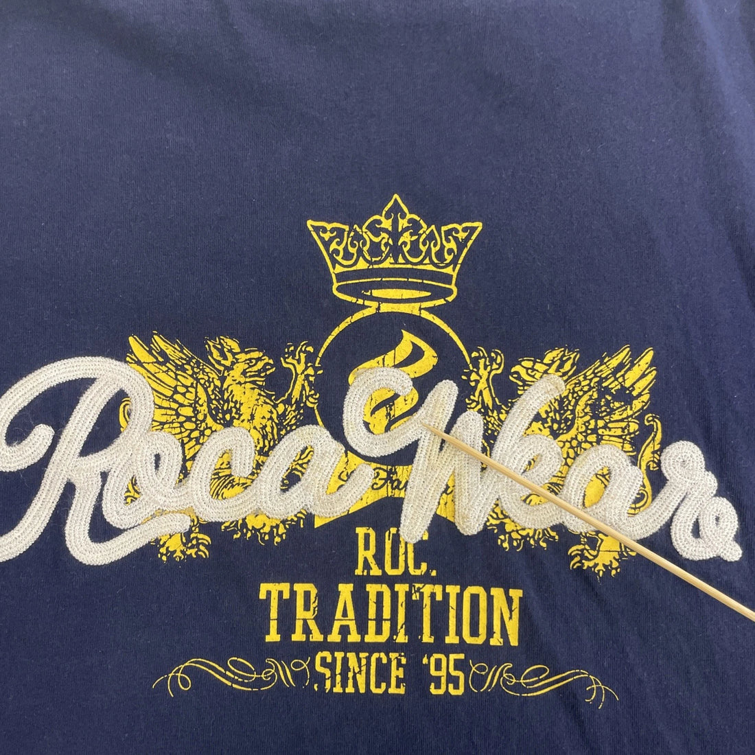 Vintage Rocawear T-Shirt Size Medium Blue Y2K