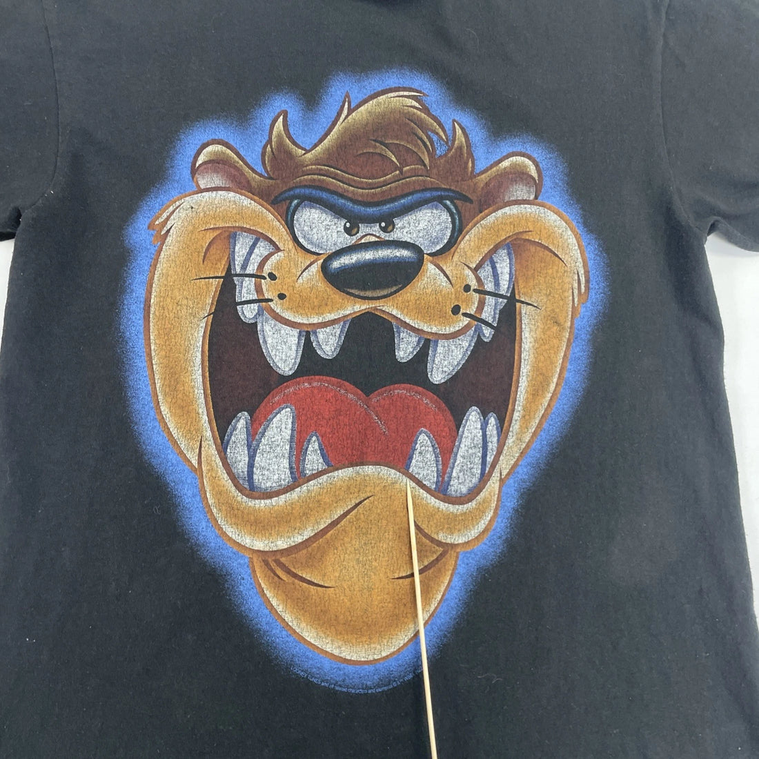 Taz Looney Tunes T-Shirt Size Medium