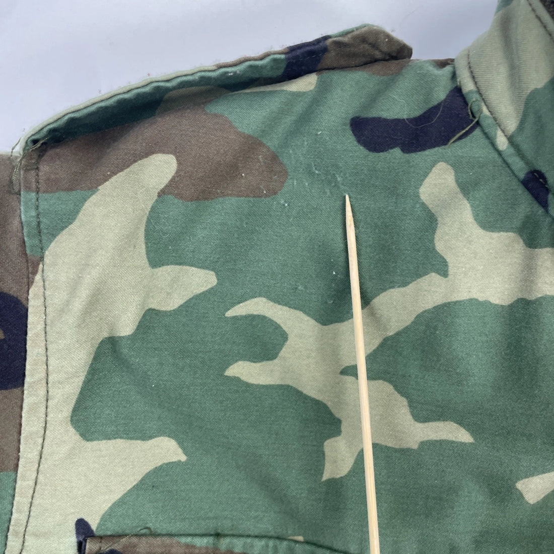 Military Cold Weather Field Woodland Camo Jacket Size Medium