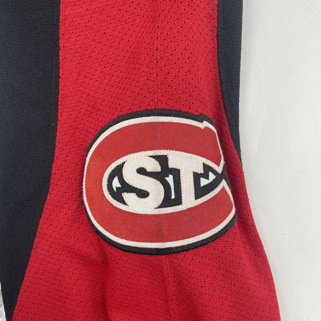 St. Cloud State Huskies Authentic Hockey Jersey Size 58 Fight Strap WCHA