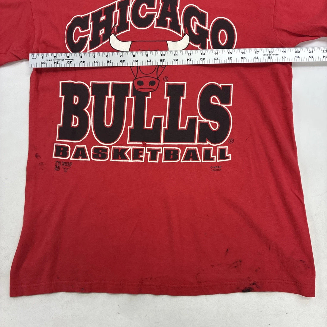 Vintage Chicago Bulls T-Shirt Size Large 90s NBA