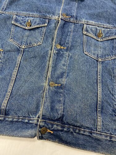 Vintage Marlboro Country Store Denim Trucker Jacket Size Large Blue