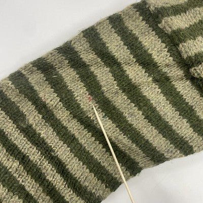 Vintage Yeti Wool Knit Crewneck Sweater Size Large Green Striped Made In Nepal