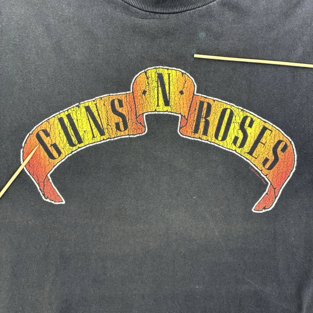 Vintage Guns N Roses Artimonde Band T-Shirt Size Medium 2004