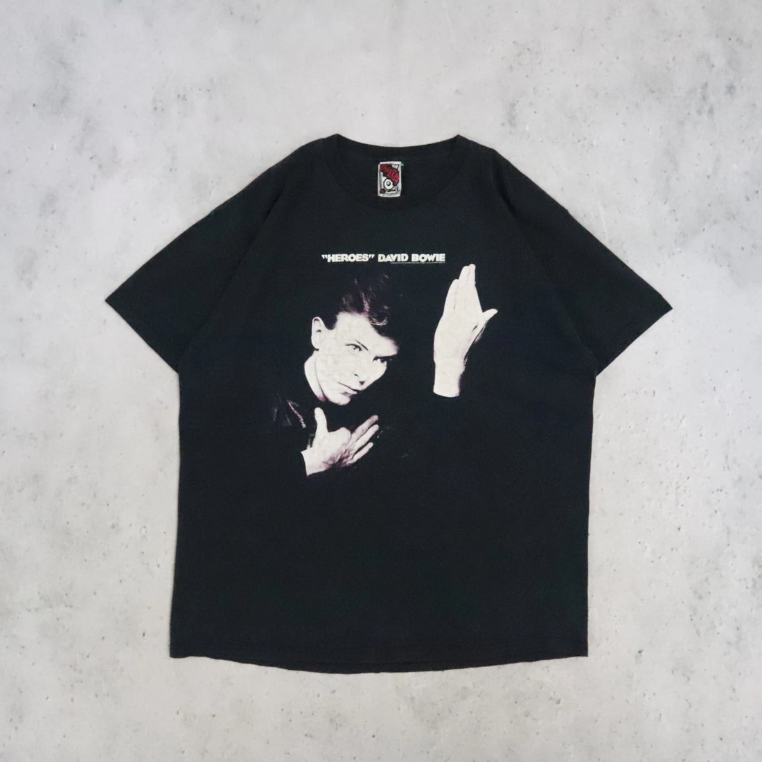 Vintage David Bowie Heroes T-Shirt Size XL 2004