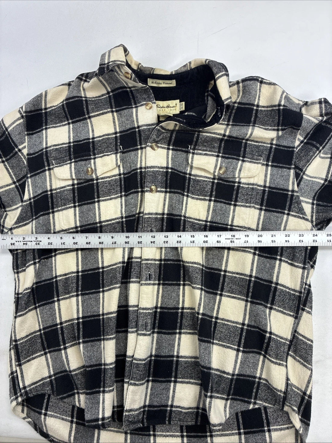 Eddie Bauer McKinley Flannel Button Up Shirt Size XL