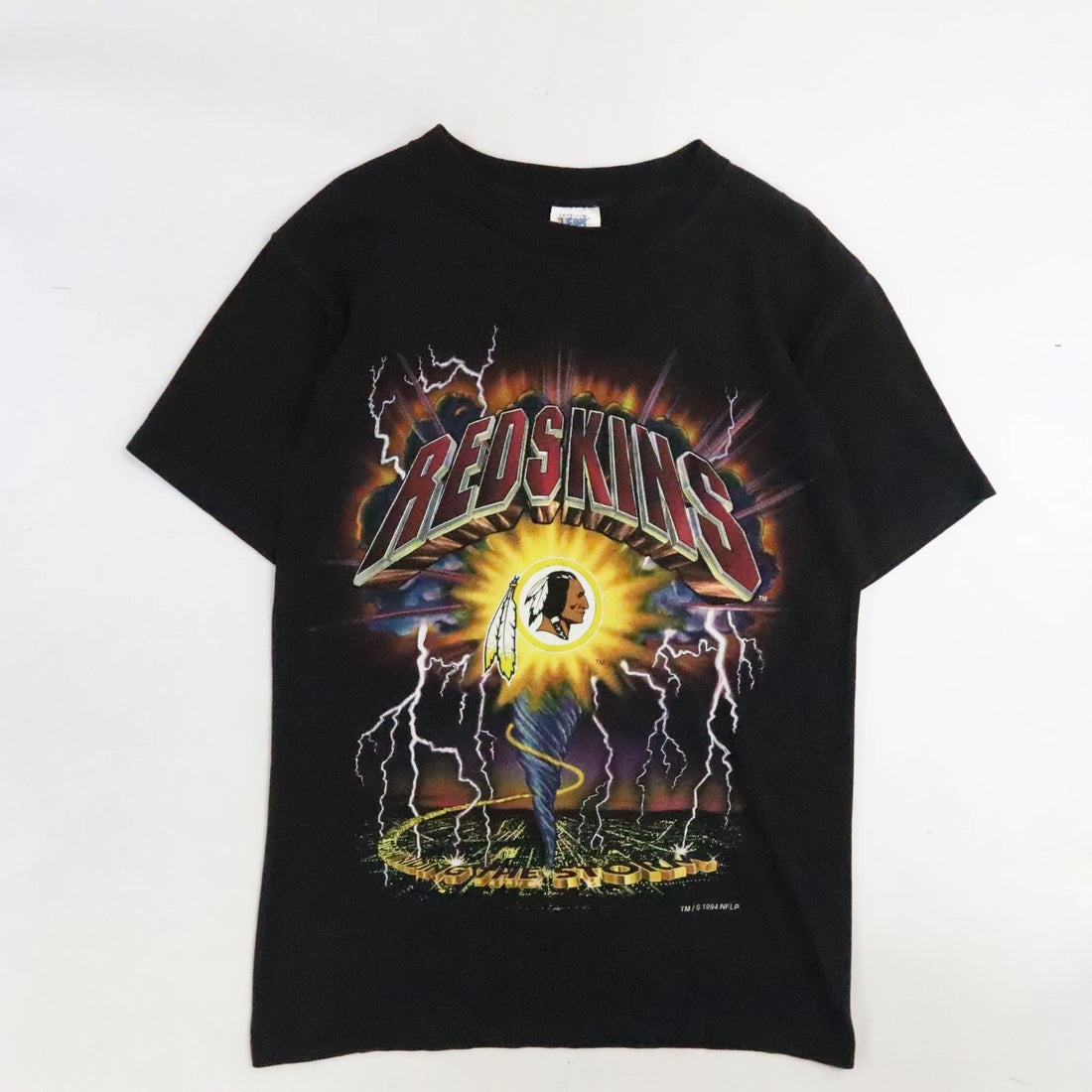 Vintage Washington Redskins Lightning Riding Storm T-Shirt Medium 1994 90s NFL