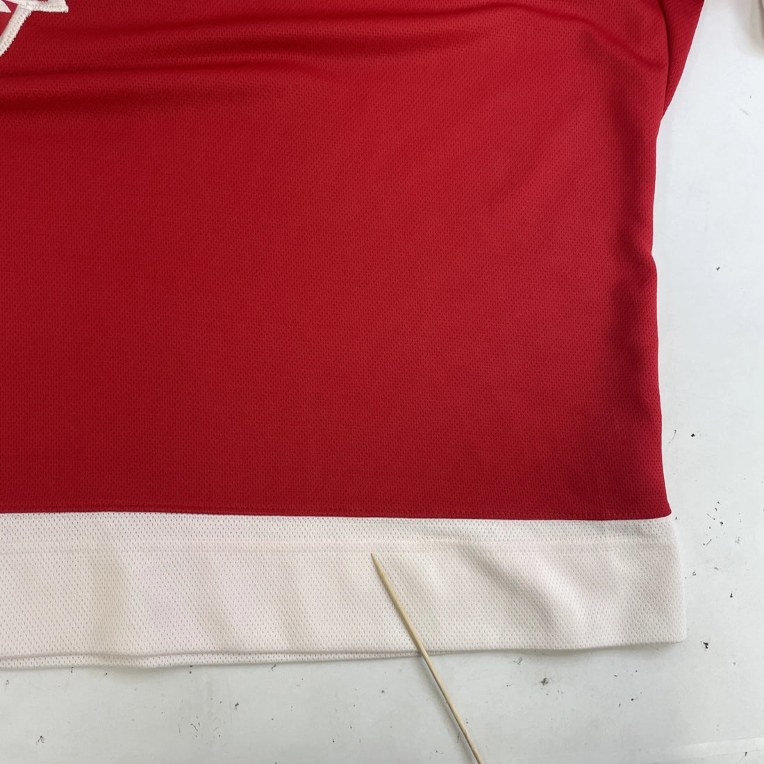 Vintage Detroit Red Wings Pro Player Jersey Size 2XL 90s NHL
