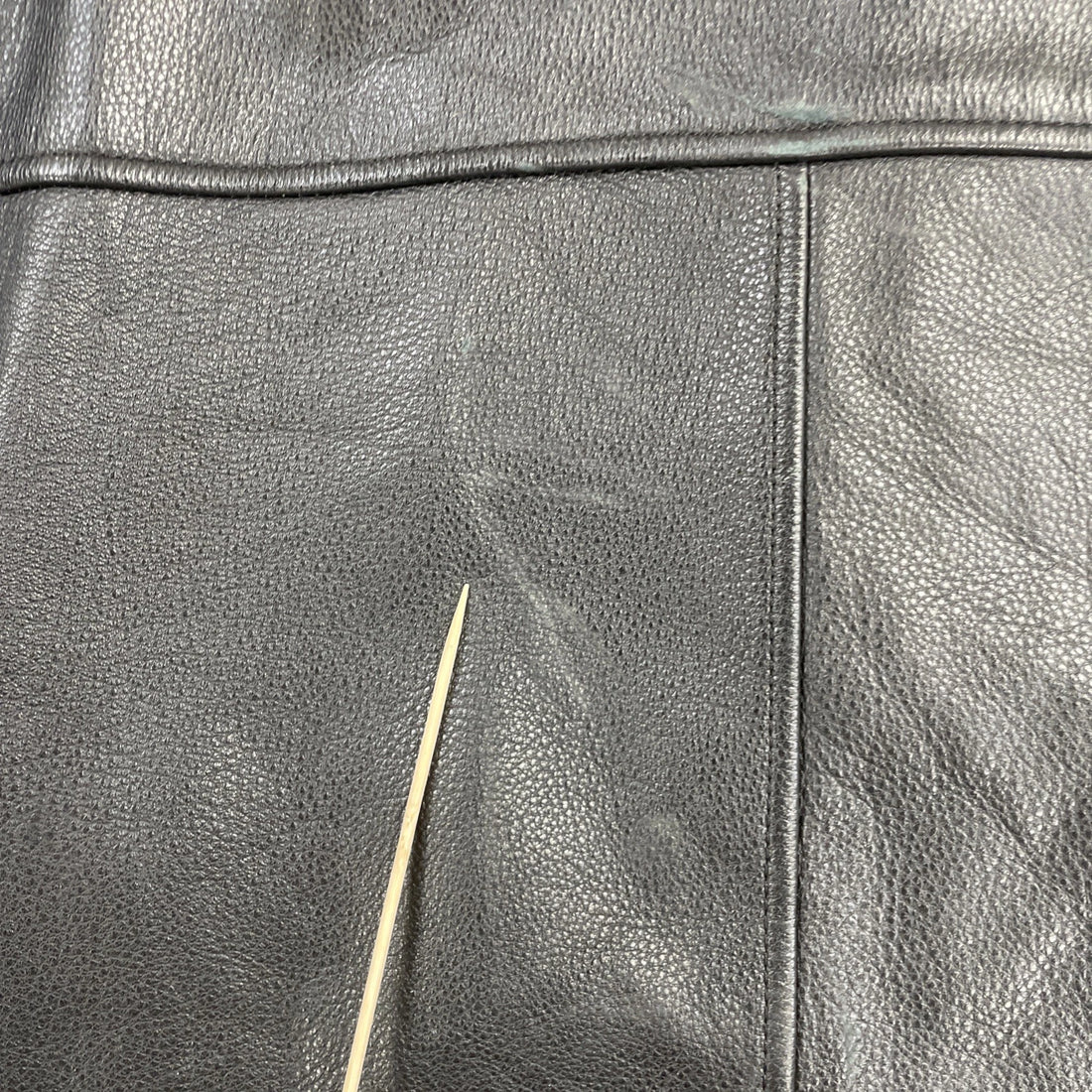 Danier Leather Coat Jacket Size Large Black