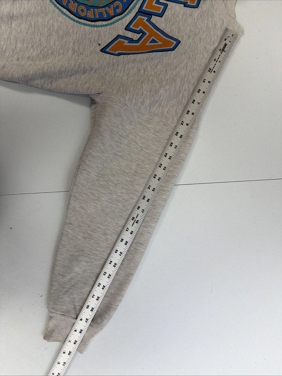 Vintage UCLA Bruins Crest Crewneck Sweatshirt Size XL NCAA