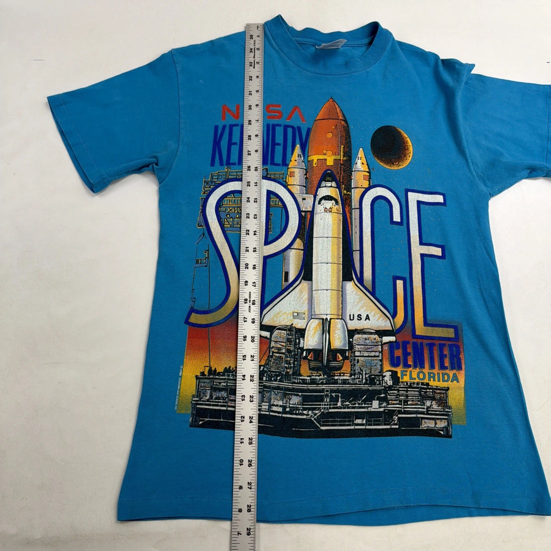 Vintage NASA Kennedy Space Center T-Shirt Size Medium 90s