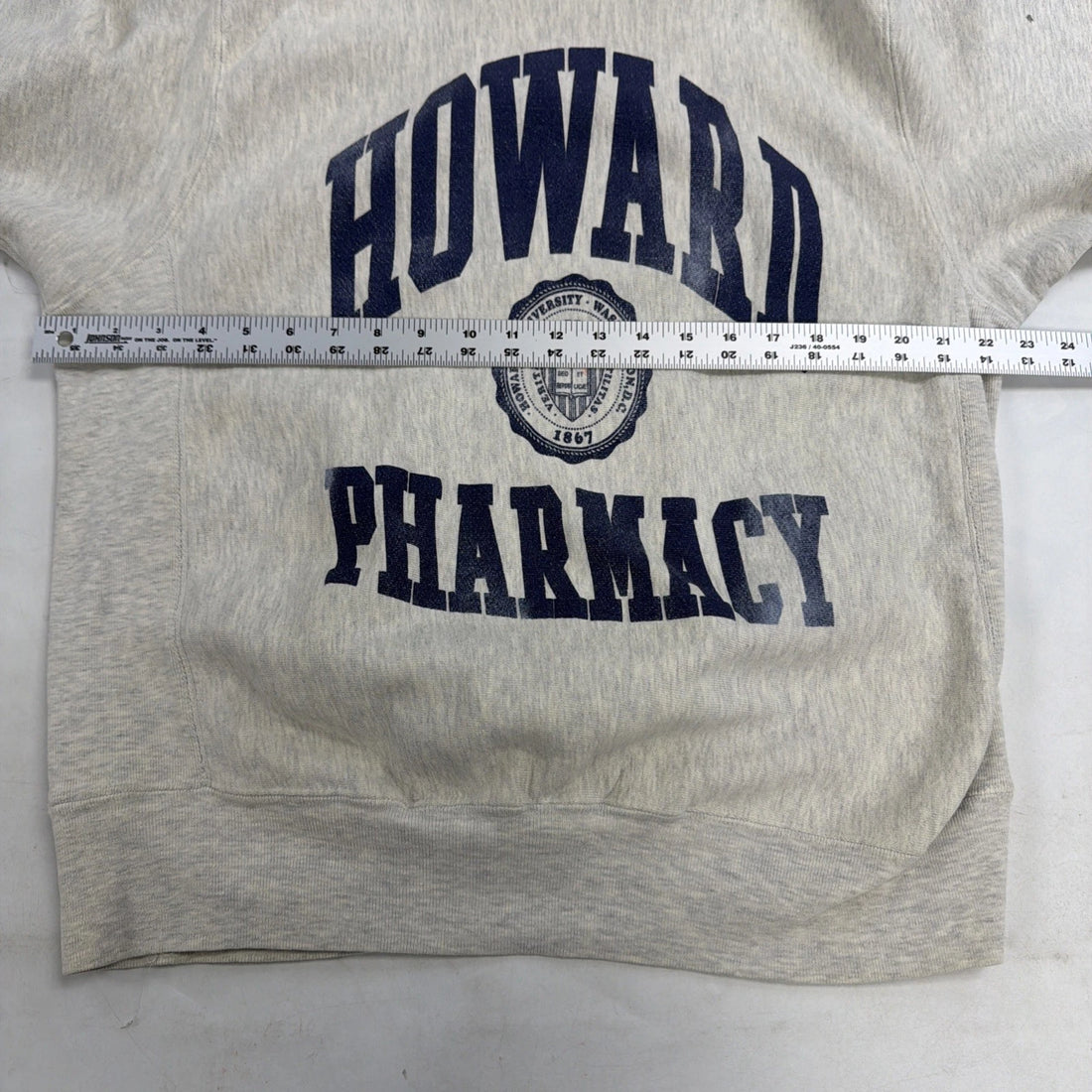 Vintage Howard Pharmacy Crest Crewneck Sweatshirt Size Large 90s