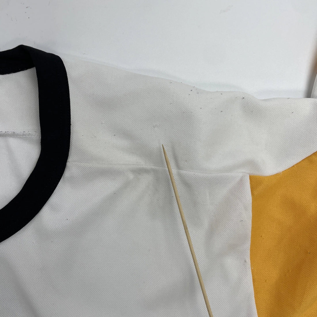 Vintage Pittsburgh Penguins CCM Jersey Size Large 90s NHL