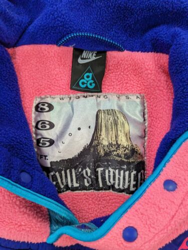 Vintage Devil's Tower Nike ACG Fleece Jacket Size Medium Pink