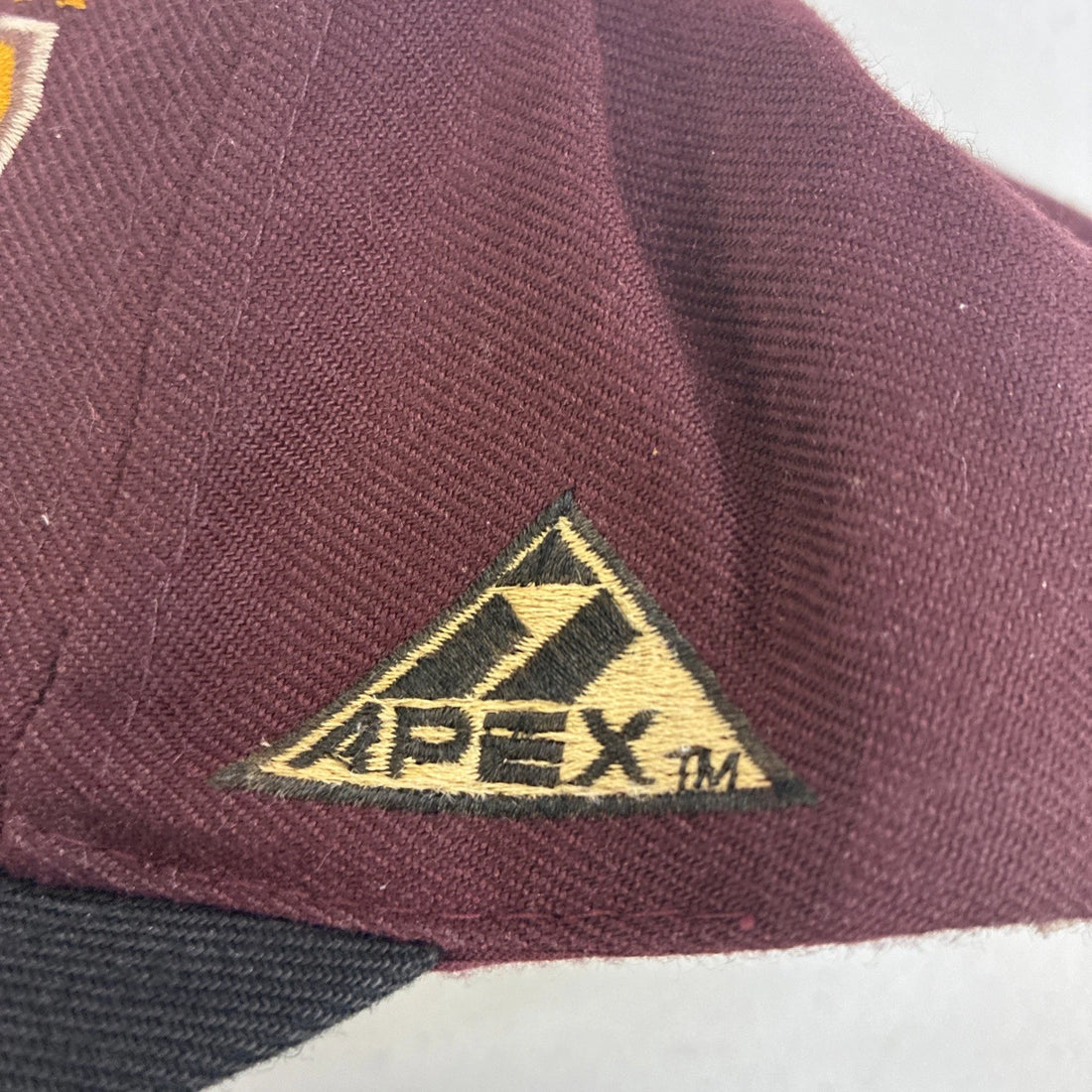 Vintage Minnesota Gophers Basketball Snapback Hat OSFA NCAA