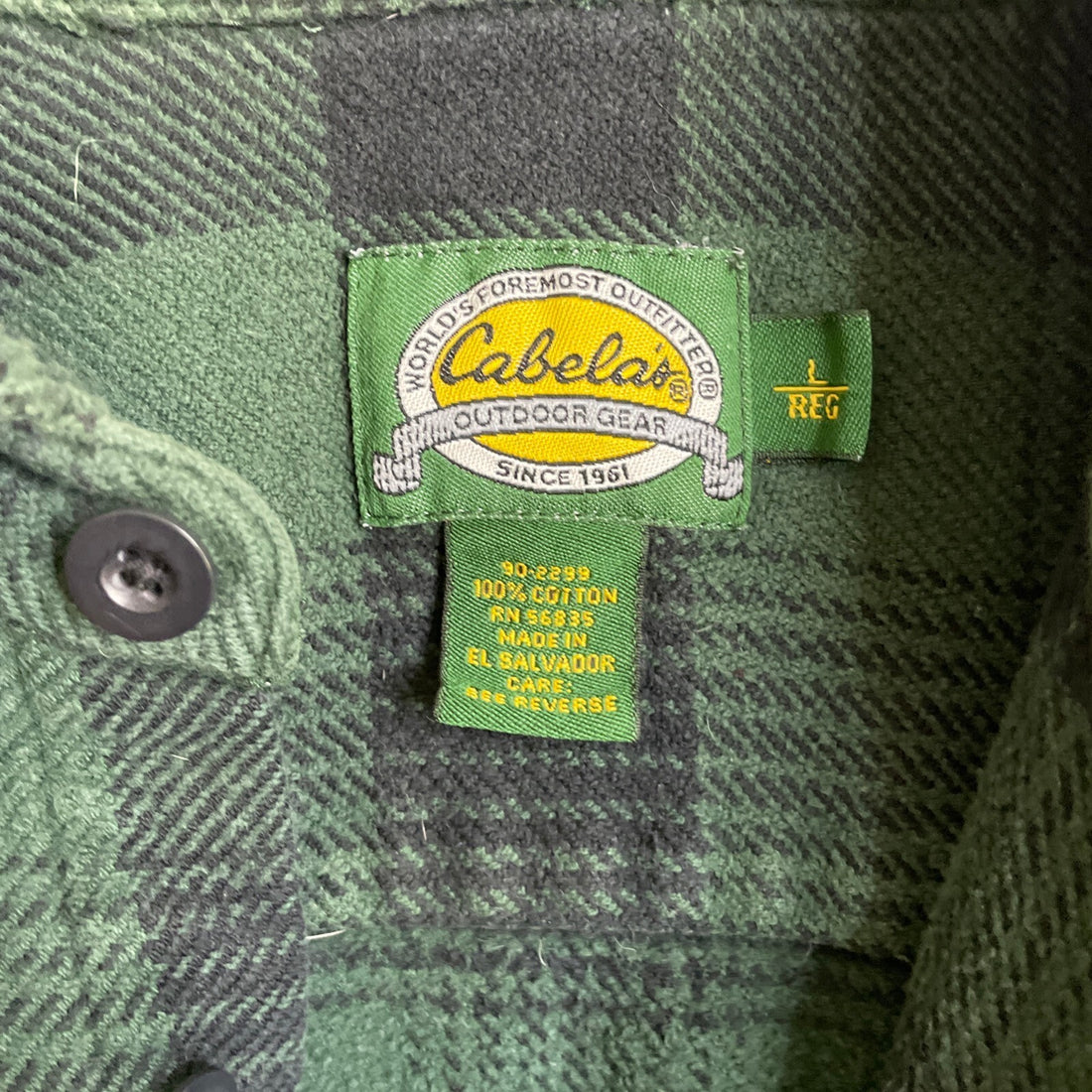 Vintage Cabela's Button Up Shirt Size Large Green Plaid