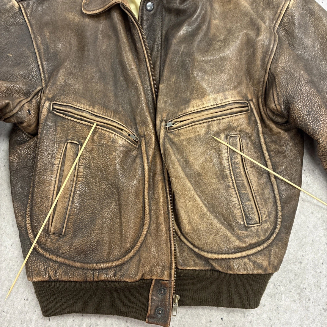 Vintage J.Riggins Leather Bomber Jacket Size Large