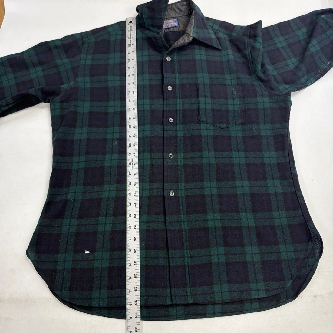 Vintage Pendleton Wool Lodge Button Up Shirt Size XL Green Plaid